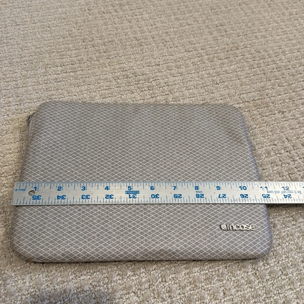 In case iPad case apex 11”x8.5